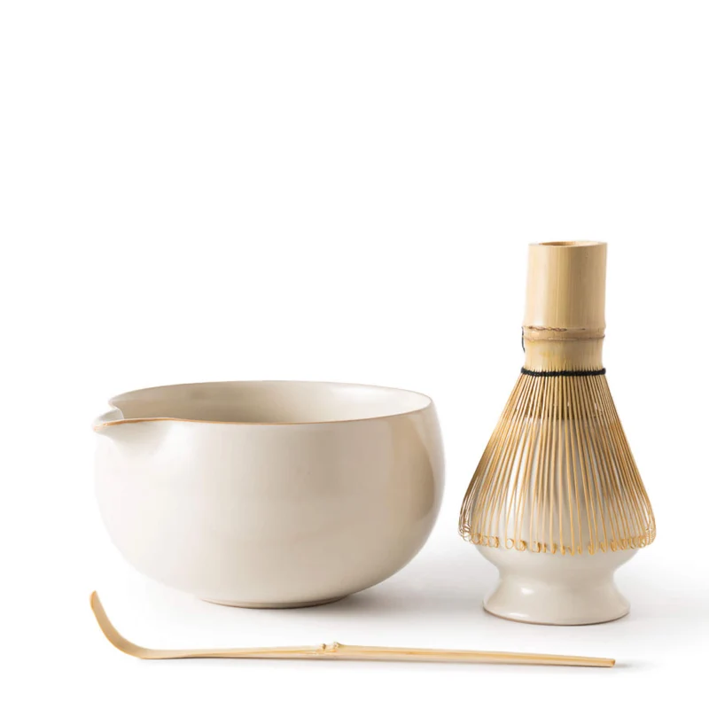 Matcha Set ELFENBEIN: Schale, Bambusbesen, Bambuslöffel & Keramik-Besenhalter