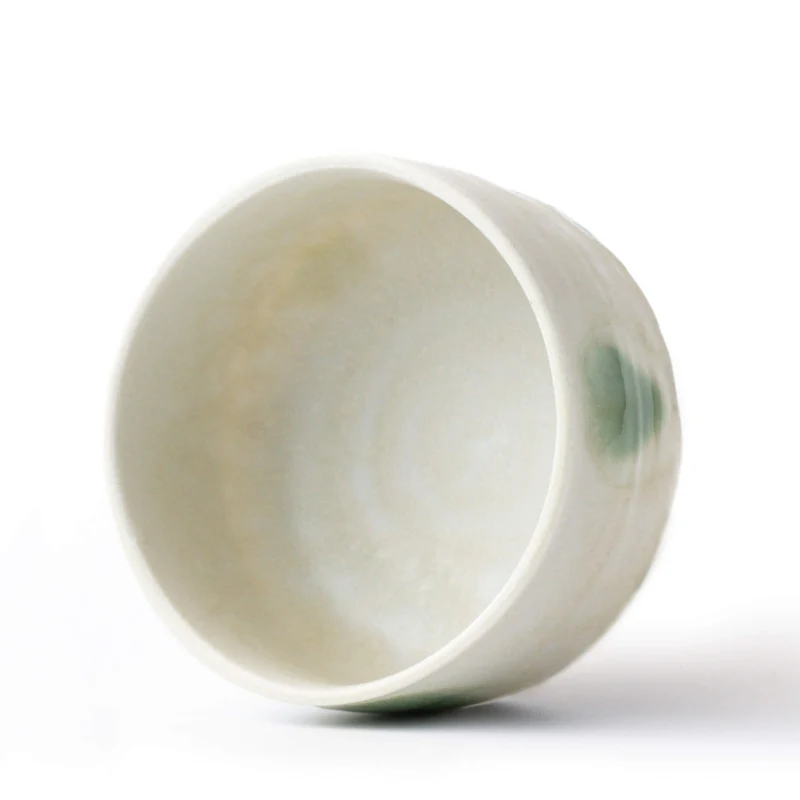 Matcha Schale AOBA: Oribe-Chawan mit Mizutama-Glasur in Han-tsutsu-gata Form, Made in Japan