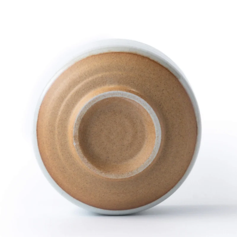 Matcha Schale SHIRAUME: kleiner Tsutsu-gata Chawan mit feiner Kobiki-Glasur, Made in Japan