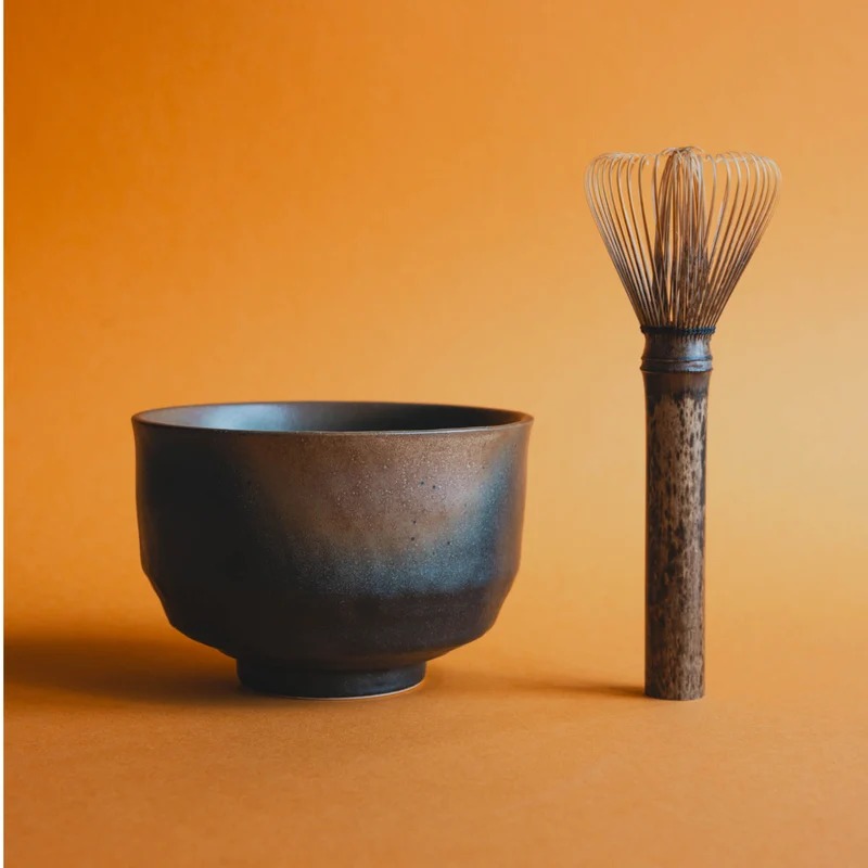 Matcha Schale YŪGURE: kleiner Mini-Chawan in Bizen-Tradition, Made in Japan