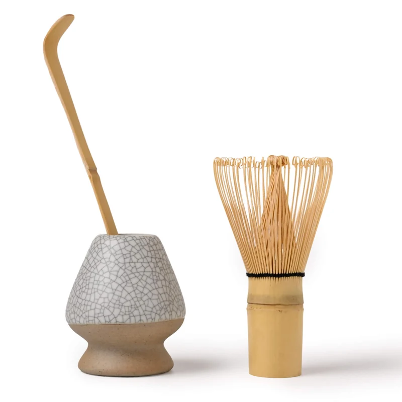 Matcha Set PATINA: Bambusbesen, Bambuslöffel & Keramik-Besenhalter