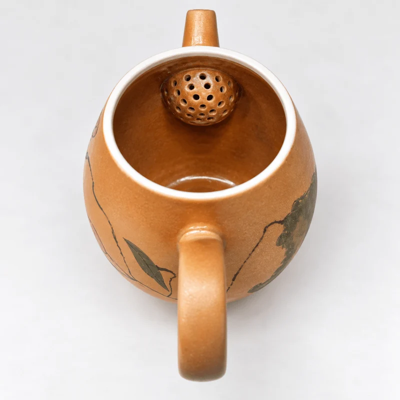 Lotus Whispers – Handgefertigte Jingdezhen-Teekanne, 130 ml