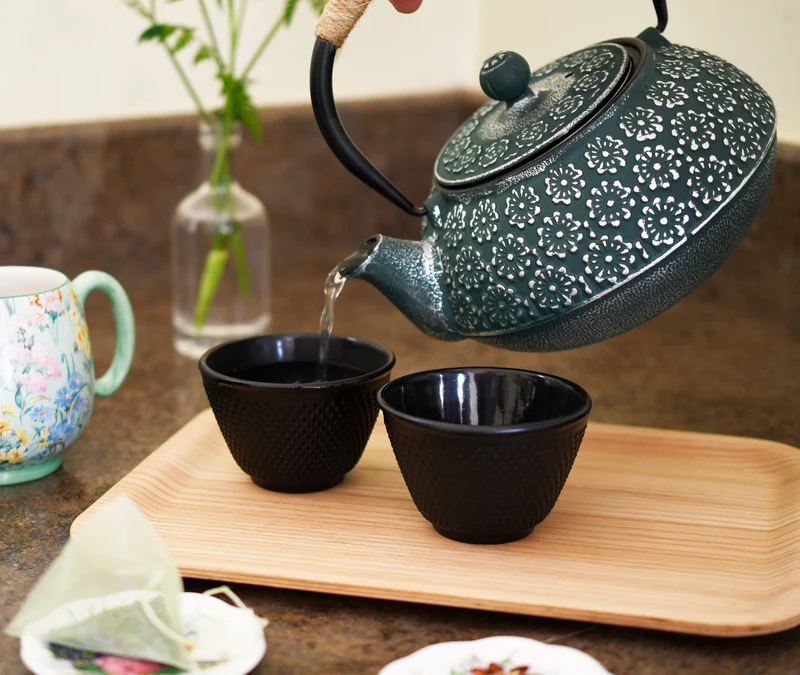 Cast Iron Teapot - Blossom 900ml