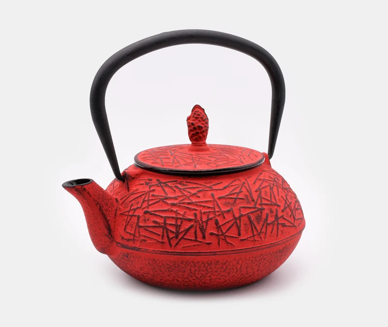 Cast Iron Teapot Pine Needle