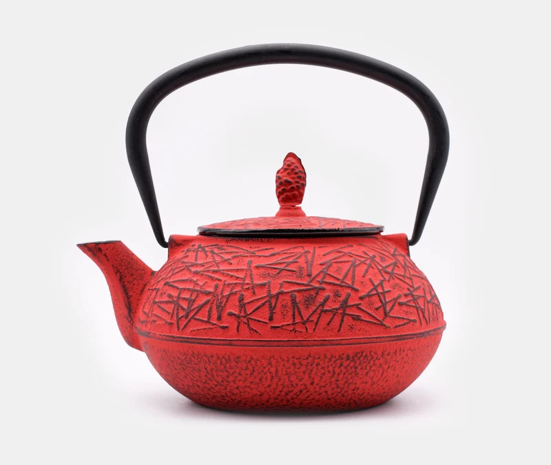 Cast Iron Teapot Pine Needle