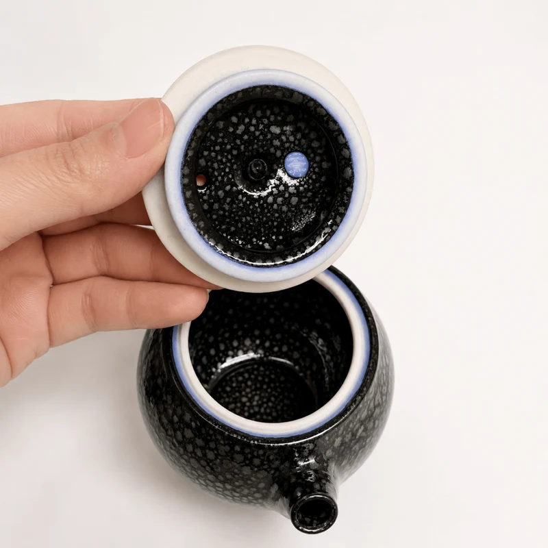 Starlight Tenmoku – Japanische Teekanne aus Kyoto und Kyusu