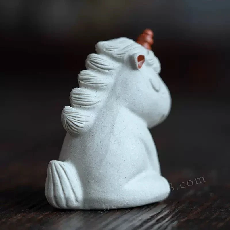 Wunsch-Einhorn – Handgefertigtes Teetier aus Ton