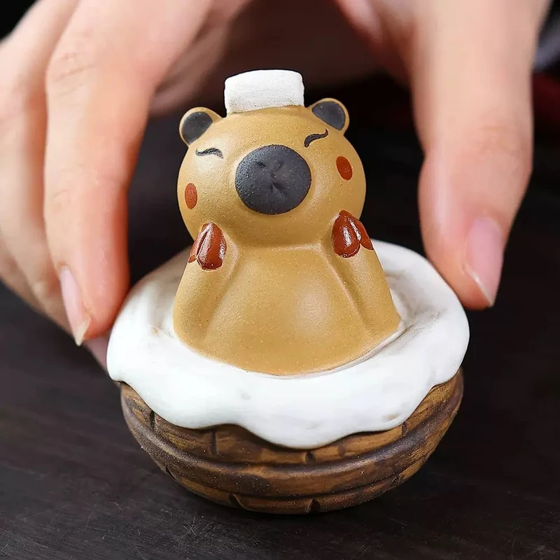 Badender Capibara - Handgefertigtes Teehaus aus Yixing-Ton