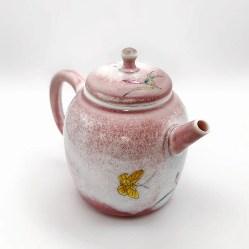 Jingdezhen handbemalte Teekanne „Errötende Lilie“, 130 ml