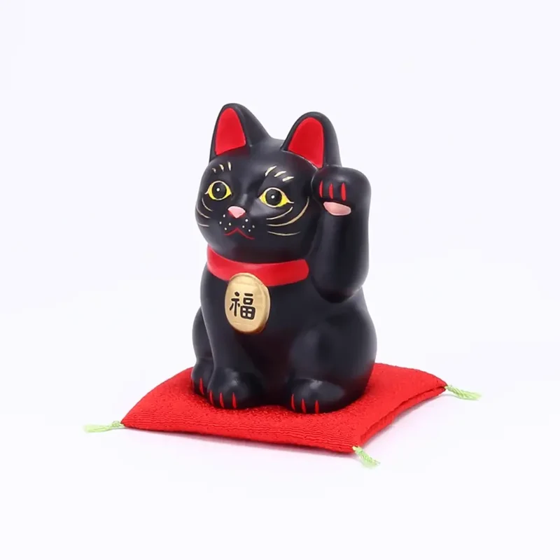 Handmade Japanese Maneki Neko Lucky Cat Ceramic Figurine Black 8cm