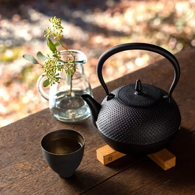 Handmade Nambu Cast Iron Japanese Kettle Hailstone Pattern 1.2L