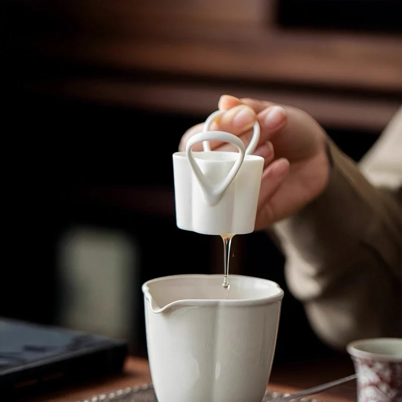 Gongfu-Teesieb aus weißem Lotus-Porzellan