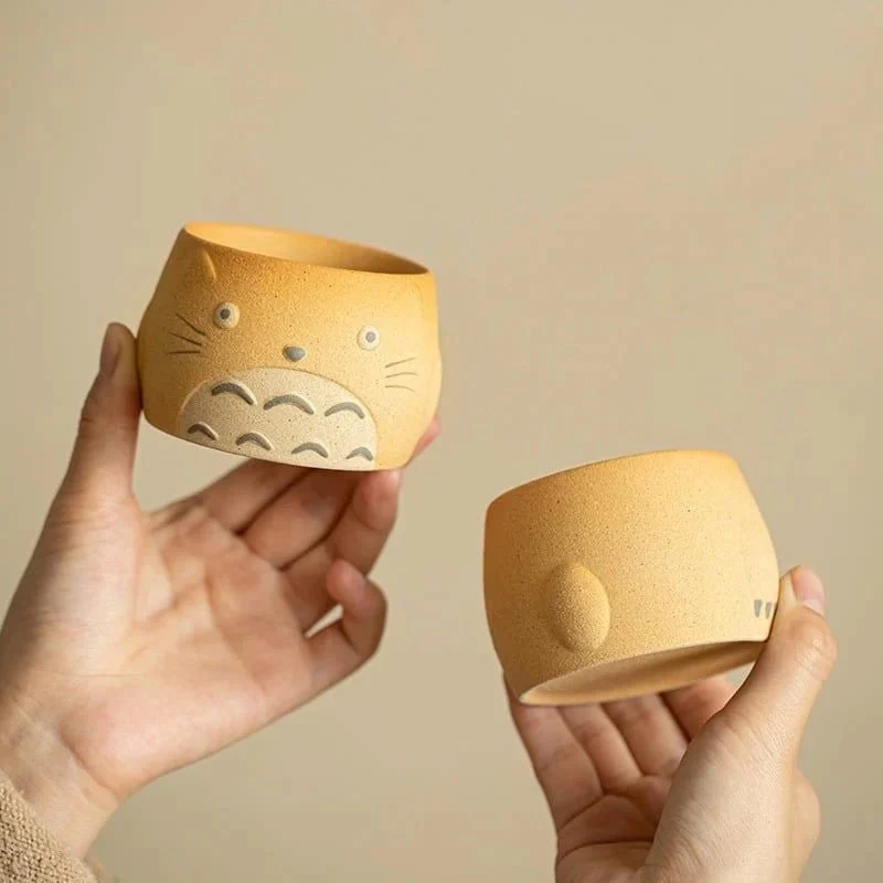 Japanische Teetasse mit Waldgeist