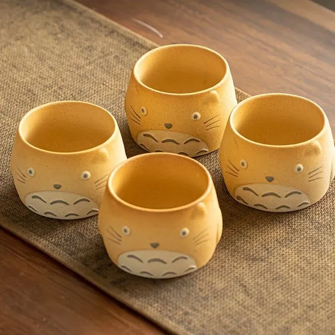 Japanische Teetasse mit Waldgeist