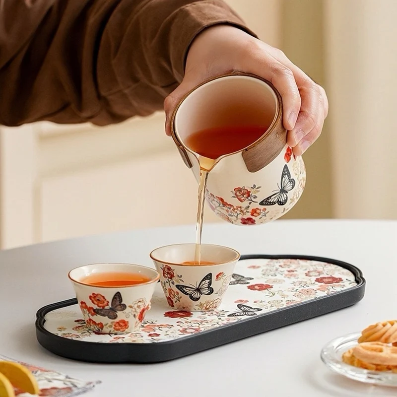 Tragbares Reise-Gongfu-Tee-Set „Schmetterling Garten“