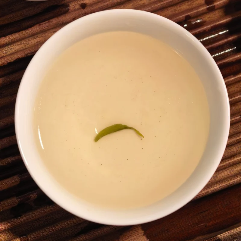 Frühe Ernte Mengding Ganlu Premium Grüner Tee