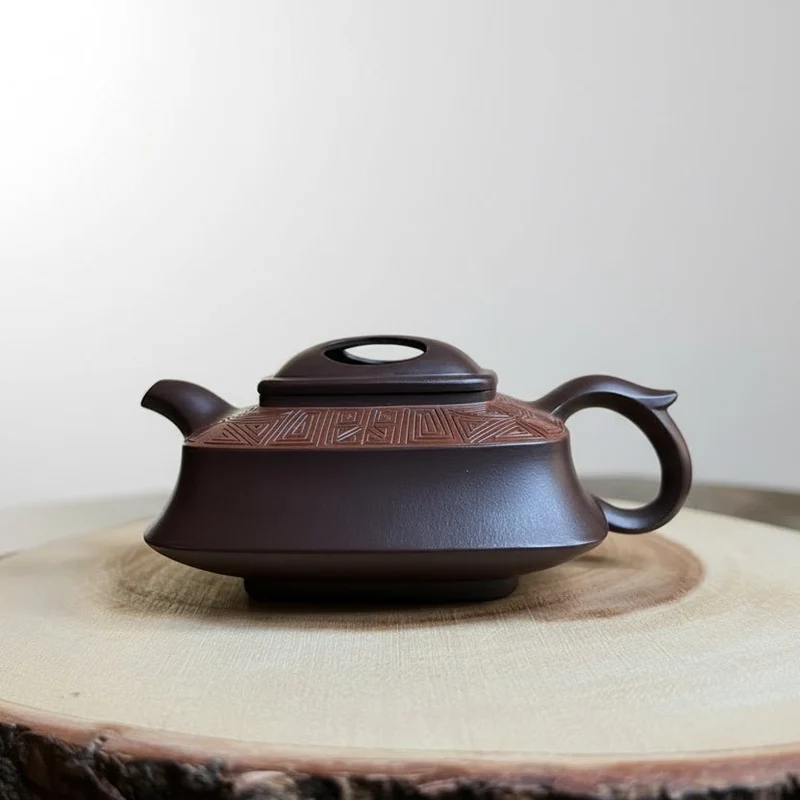 Legendäre Meisterwerke der Yixing-Teekannen-Kollektion