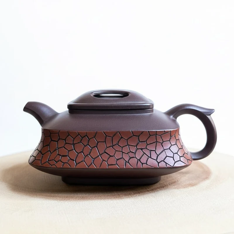 Legendäre Meisterwerke der Yixing-Teekannen-Kollektion