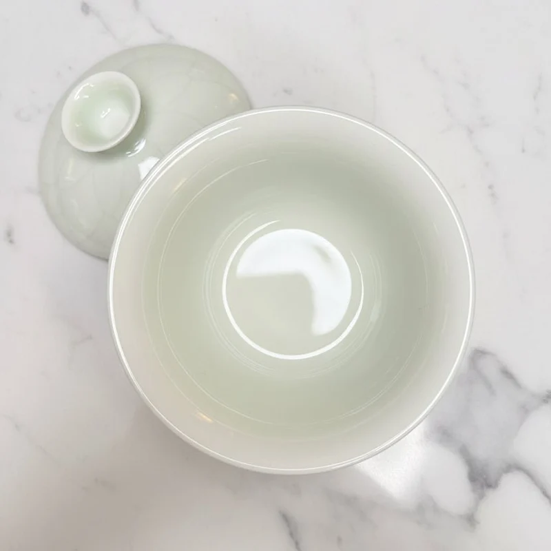 Jingdezhen Authentischer „Hidden Lotus“ Jade Celadon Gaiwan