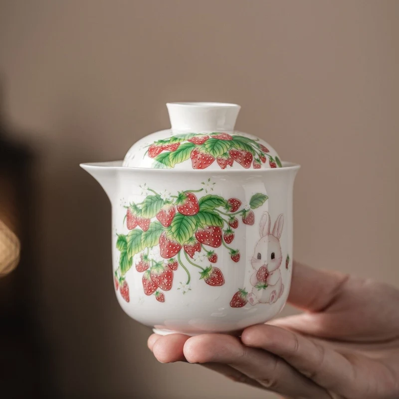 Tragbares Gongfu-Tee-Set mit Erdbeerhasen