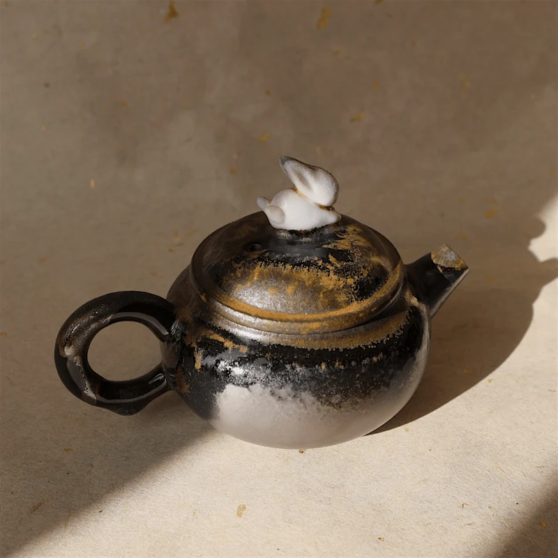 Jingdezhen Holzgebrannte Hasen-Teekanne