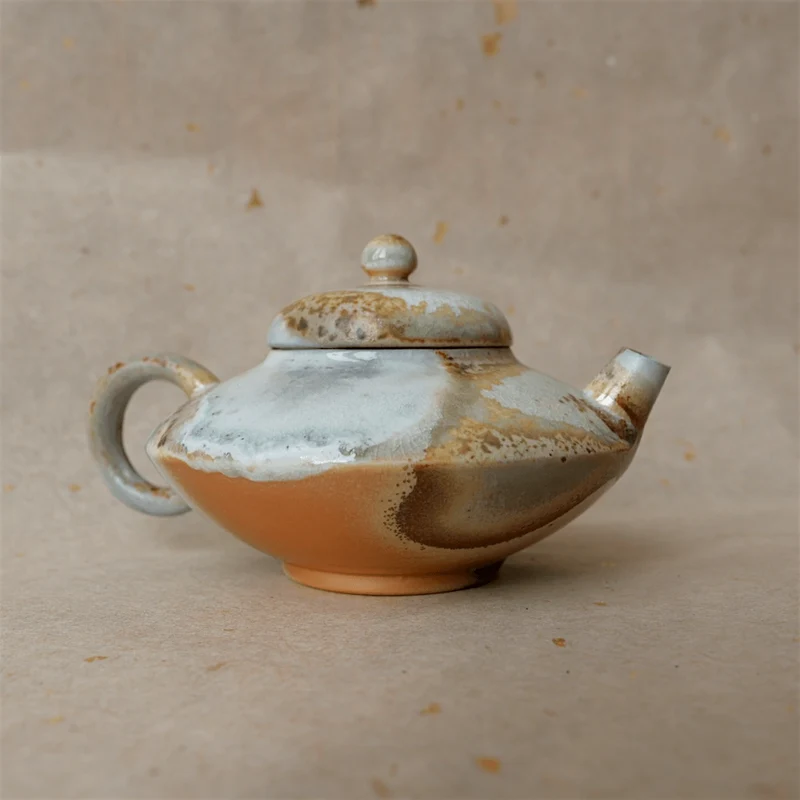 Handgefertigte, holzgebrannte Teekanne aus Jingdezhen