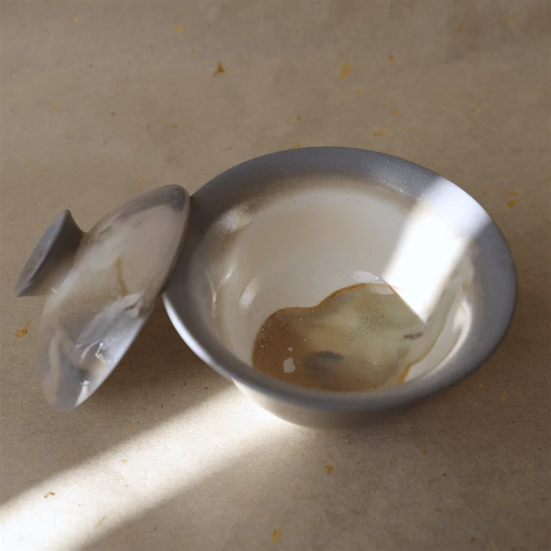 Holzbefeuerter handgemachter Gaiwan aus Jingdezhen