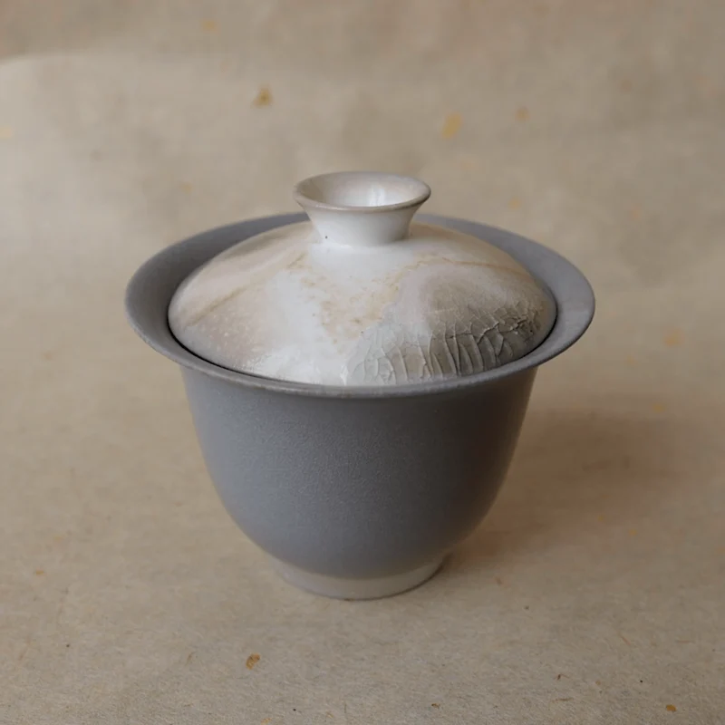 Holzbefeuerter handgemachter Gaiwan aus Jingdezhen