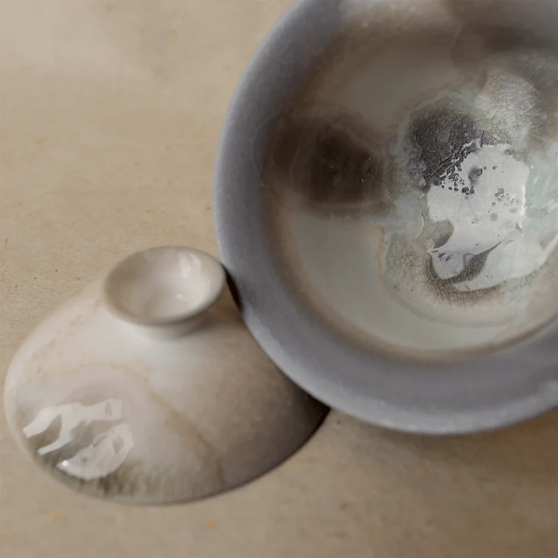 Holzbefeuerter handgemachter Gaiwan aus Jingdezhen