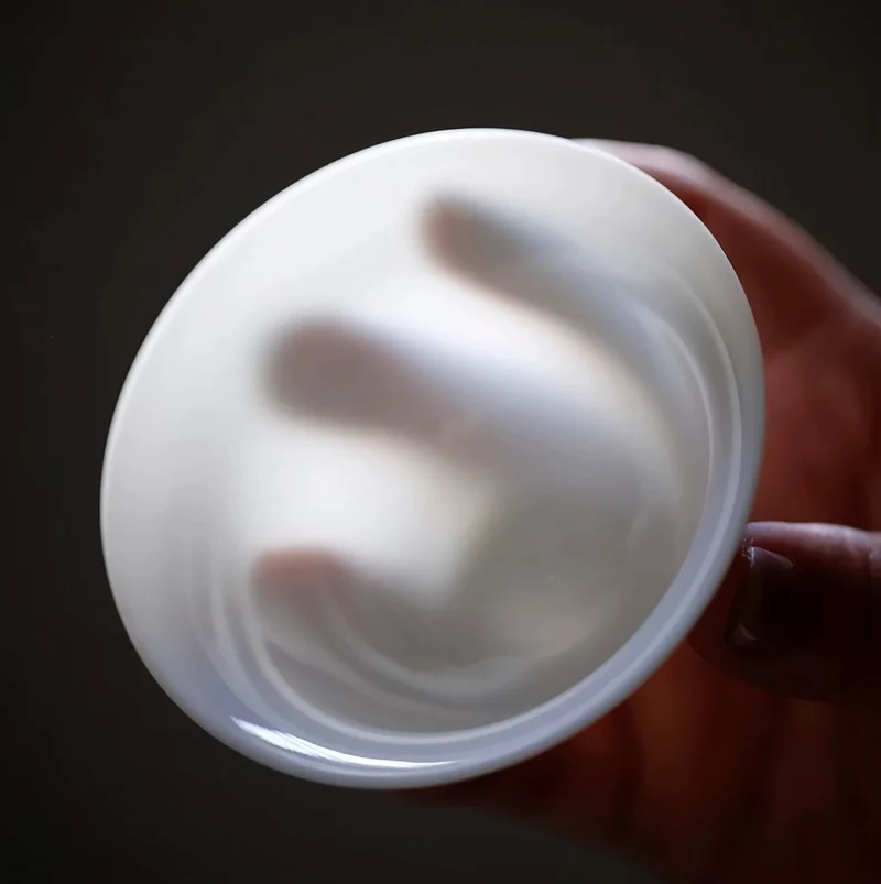 Authentischer Jingdezhen „Gao Zu“ Jade-Porzellan-Gaiwan mit hohem Fuß
