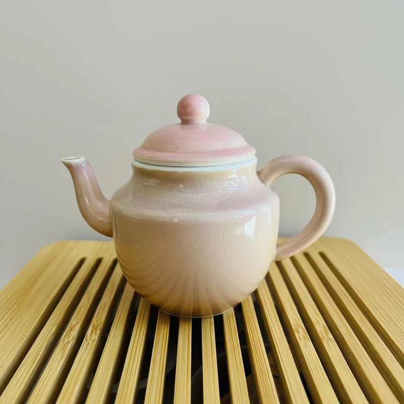 Jingdezhen-Teekannenkollektion mit Ascheglasur