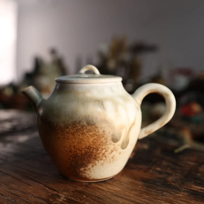 Jingdezhen-Teekannenkollektion mit Ascheglasur