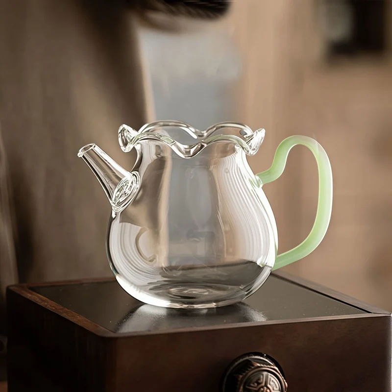 Teebereiter/Fairness-Tasse aus Blumenglas mit eingebautem Sieb