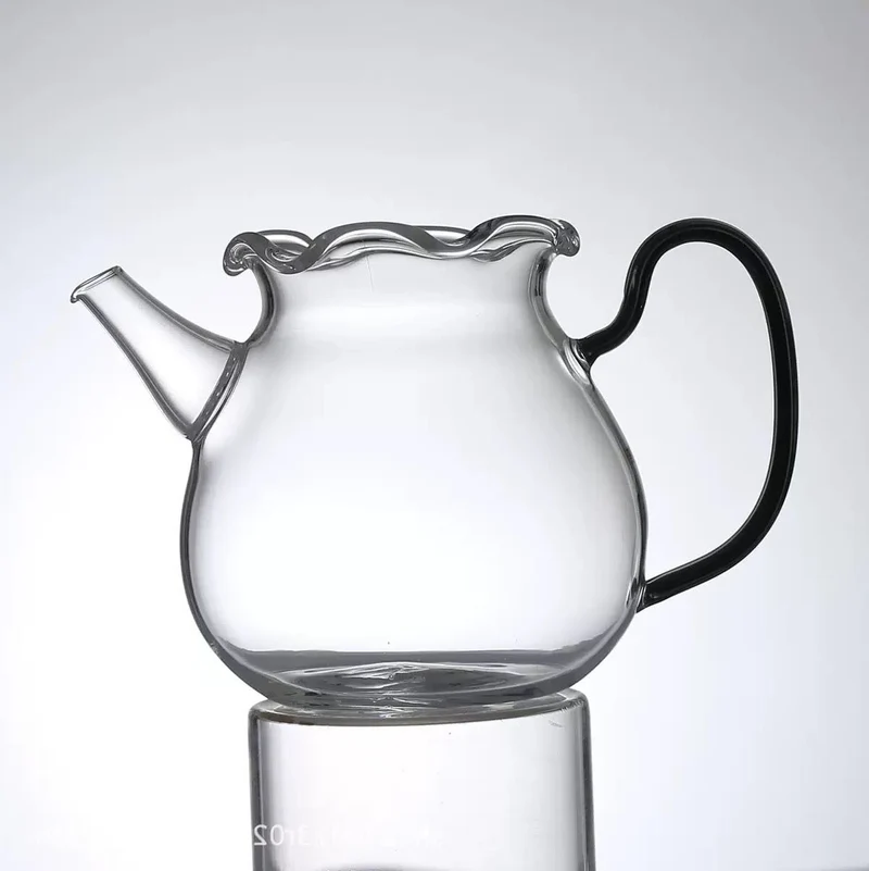 Teebereiter/Fairness-Tasse aus Blumenglas mit eingebautem Sieb