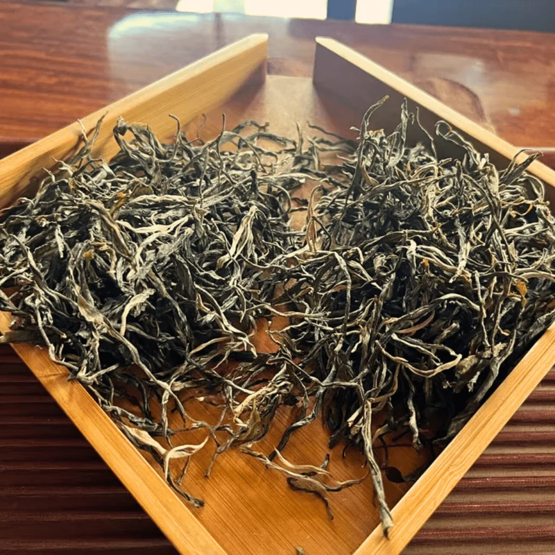 2025 Authentischer Laobanzhang Gushu Sheng Puerh