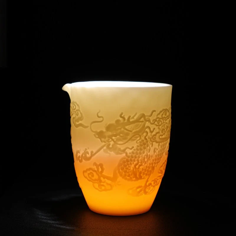 Mystic Dragon – Premium-Reiseset aus weißem Jade