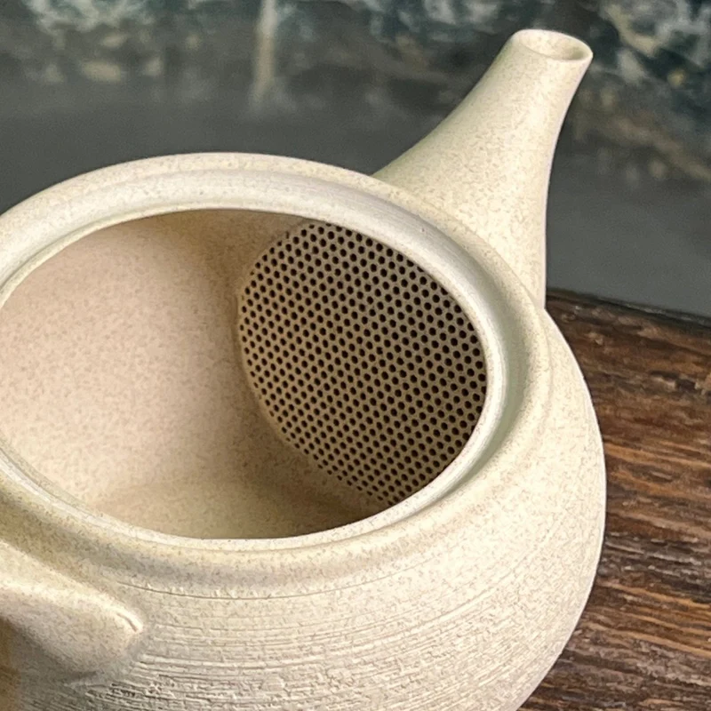Handgefertigte japanische Kyusu – Beige Tokoname Teekanne