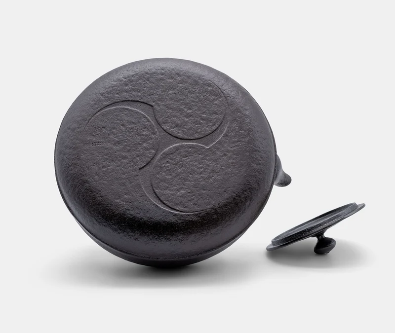 Cast Iron Tea Kettle - 1.5 litres