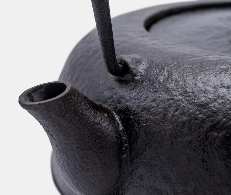 Cast Iron Tea Kettle - 1.5 litres