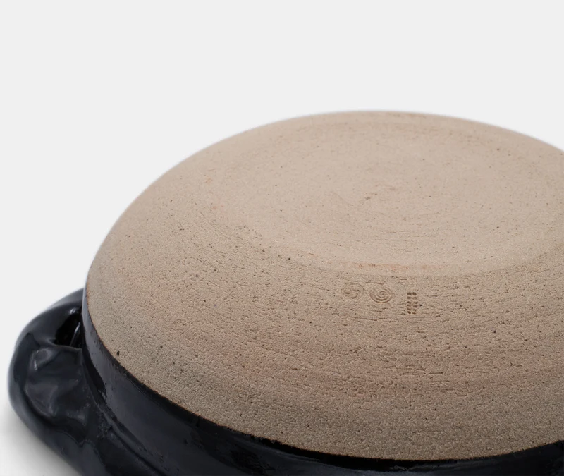 Donabe Pot Medium - Kuroame Glaze
