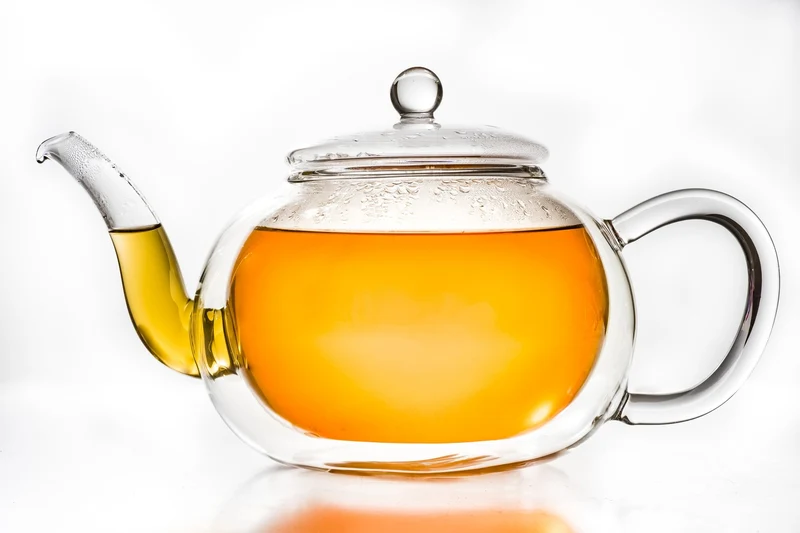 Doppelwandige Glas-Teekanne mit Edelstahlfilter "bauchig" 1,2 Liter