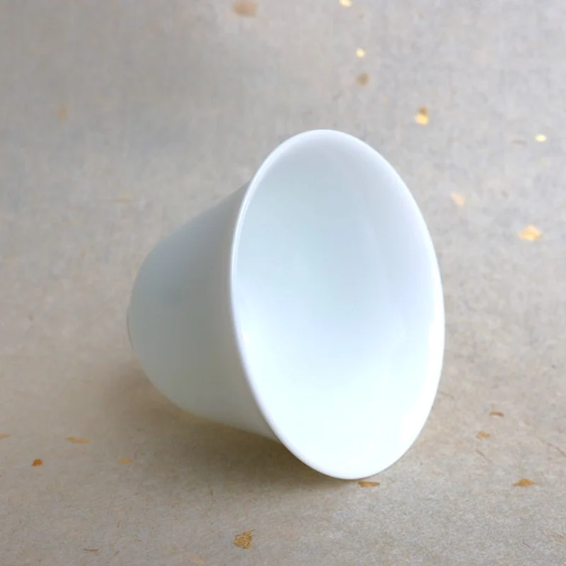 Jingdezhen „Huashen“ weiße Jade-Porzellan-Teetasse 60 ml