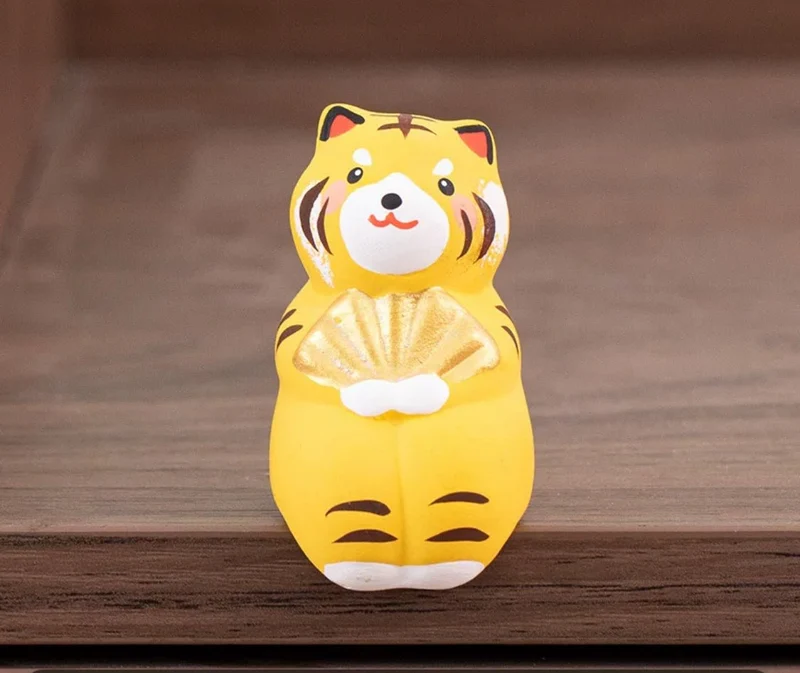 Japanische Tonfiguren