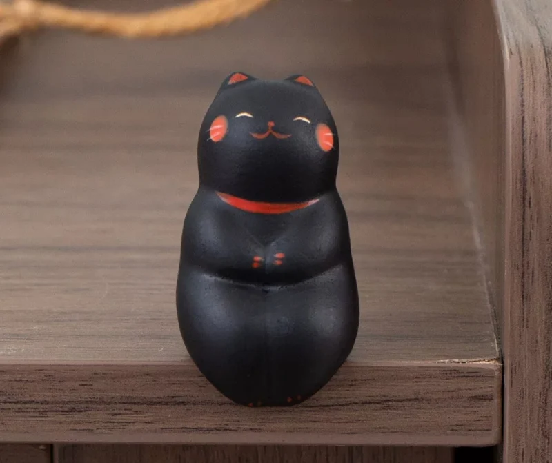 Japanische Tonfiguren