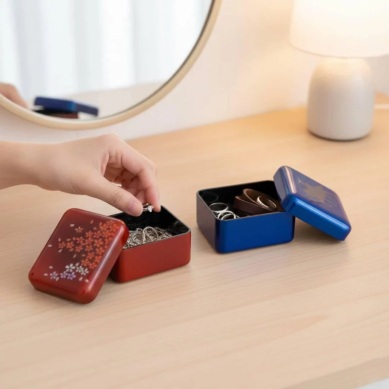 Red Lacquered Small Accessory Case Sakura Cherry Blossom Design