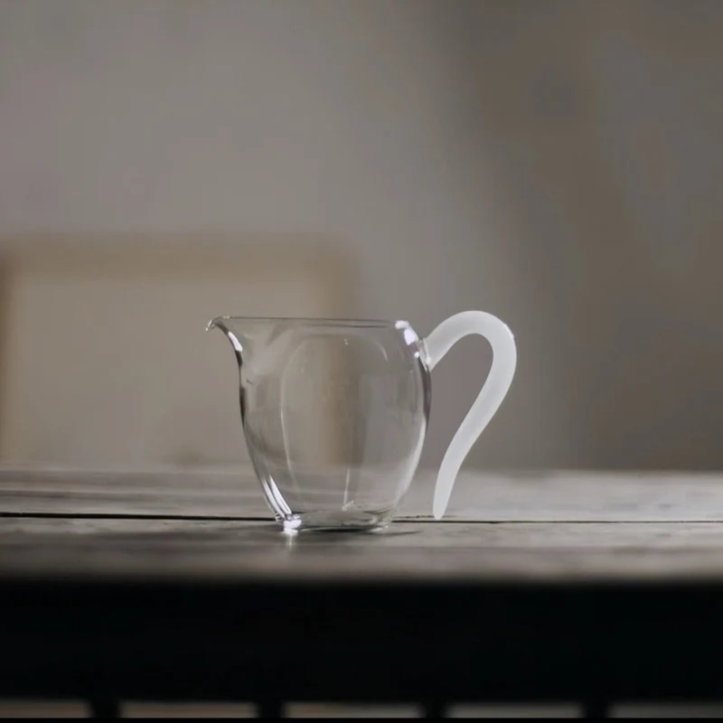 Fairness-Tasse (Teekanne) aus Pinguinglas