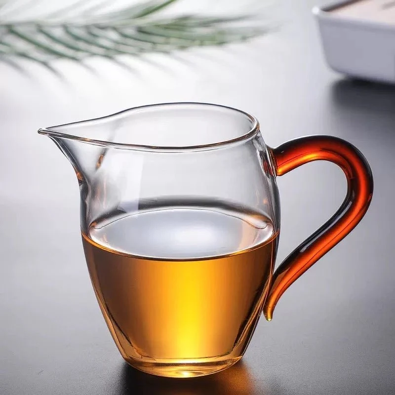 Fairness-Tasse (Teekanne) aus Pinguinglas
