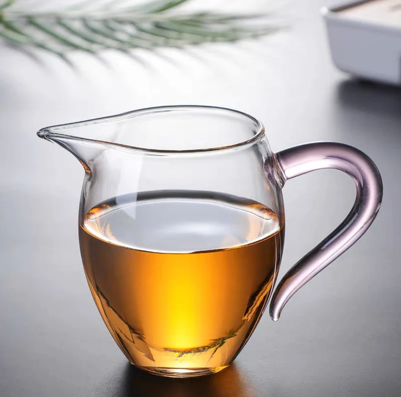 Fairness-Tasse (Teekanne) aus Pinguinglas