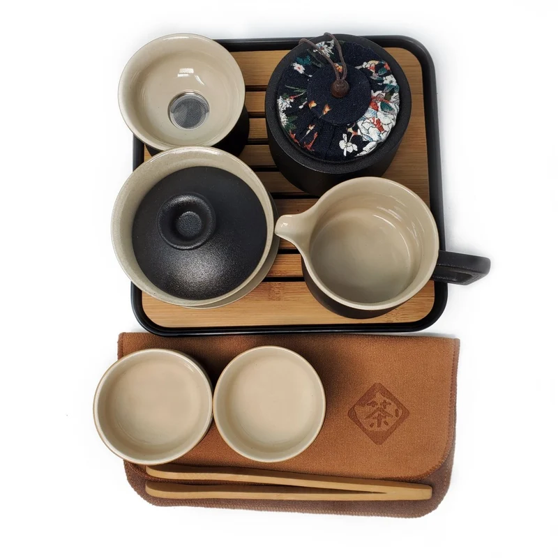 Zeremonielles Reise-Teeset aus schwarzem Ton, Gaiwan