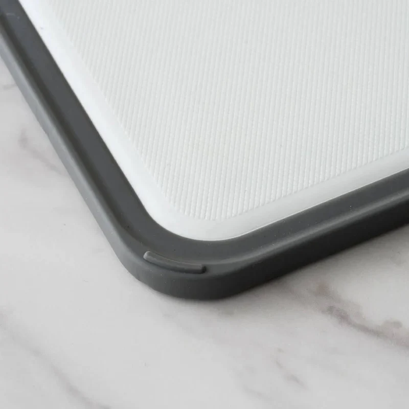 Super Lightweight Antibacterial Dishwasher Safe Cutting Board 31.2cm
